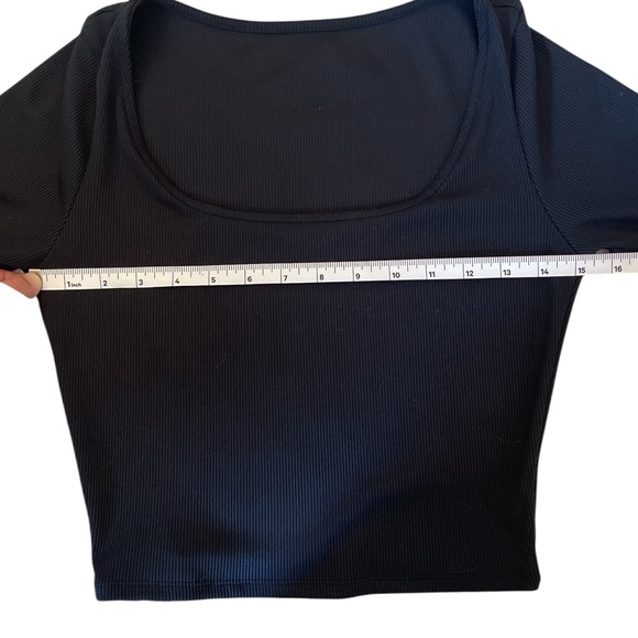 Alo Yoga Ribbed Long Sleeve Crop Top Size S/P - Picture 3 of 5